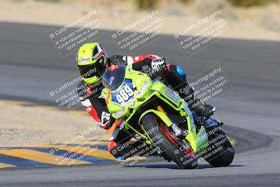 media/Dec-18-2022-SoCal Trackdays (Sun) [[8099a50955]]/Turn 10 (140pm)/